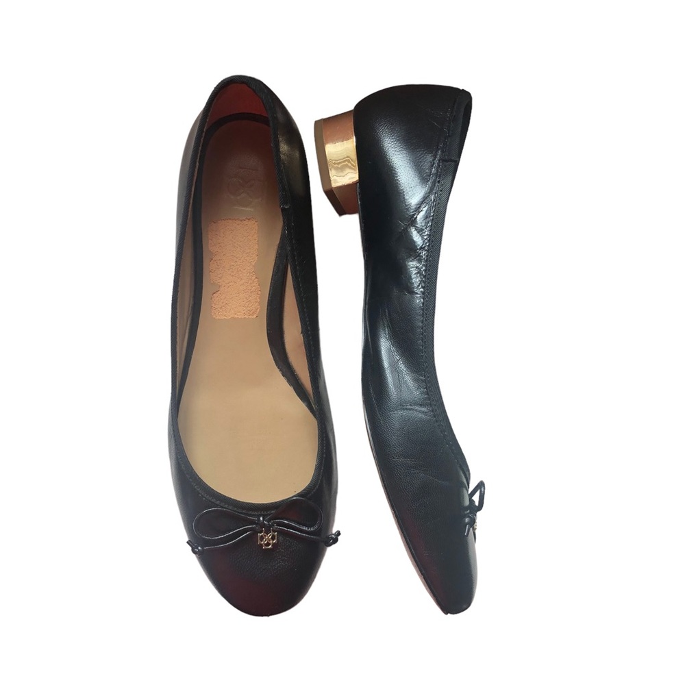 Ann Taylor Ballet Style Loafers with Low Gold Heel—women’s size 7 1/2M